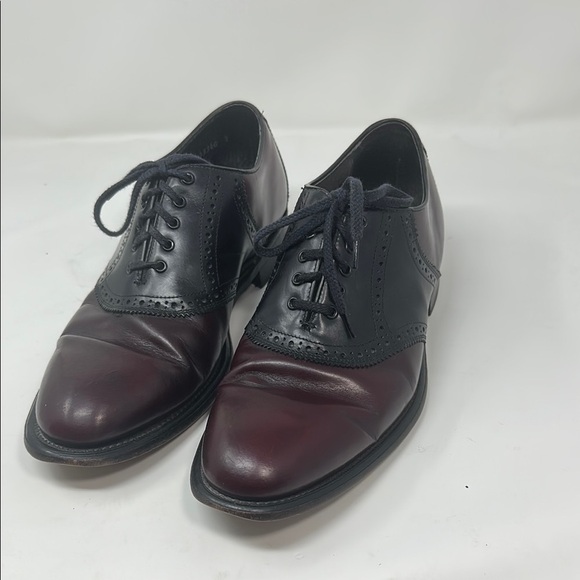 Bostonian Dress Oxford. Size 9 1/2 D/B - Picture 1 of 7